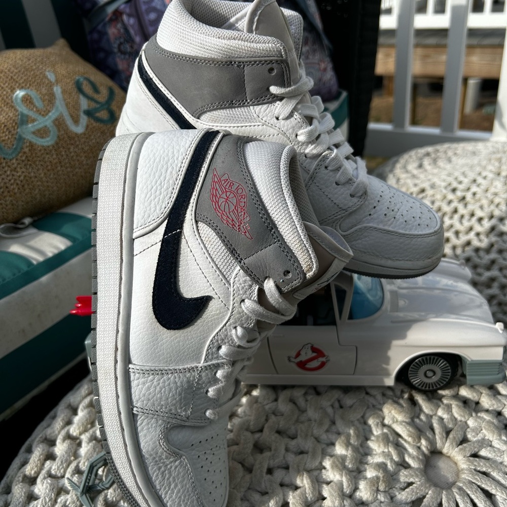🇫🇷 JORDAN! Size 7 - Air Jordan 1 Mid Paris